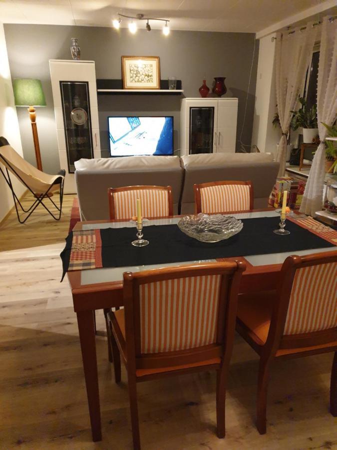 Les Hirondelles, Appartement De Vacances Avec Terrasse Et Coin Grillades Granges Esterno foto